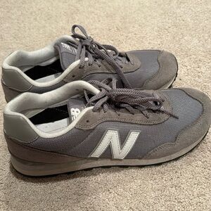 Grey New balance 515s